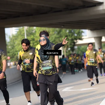 Runner Photo 6371586
