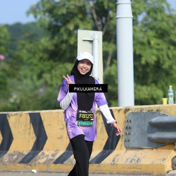 Runner Photo 6371613