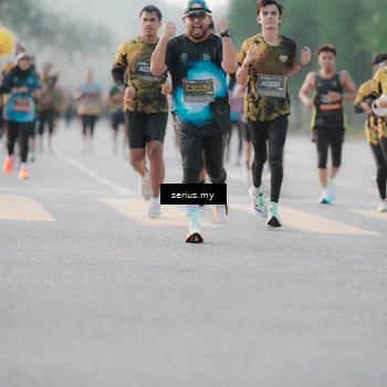 Runner Photo 6371629