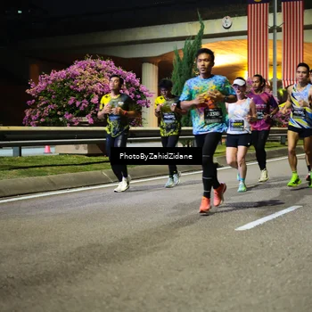 Runner Photo 6371646
