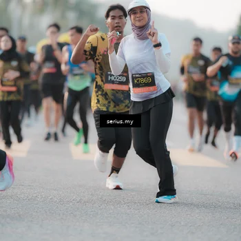 Runner Photo 6371651