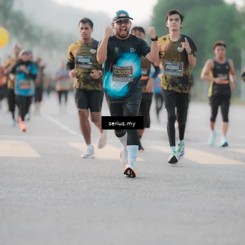 Runner Photo 6371668