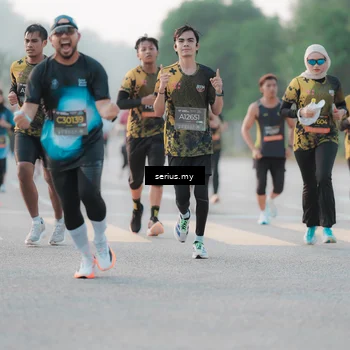 Runner Photo 6371680