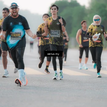 Runner Photo 6371682