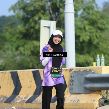 Runner Photo 6371702