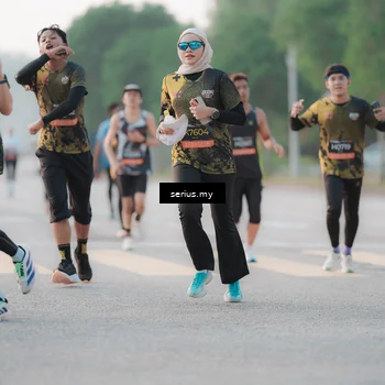 Runner Photo 6371709