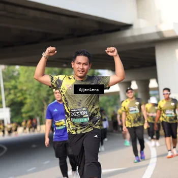Runner Photo 6371720