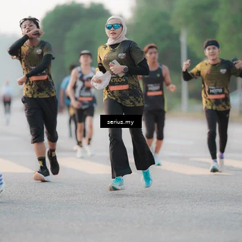 Runner Photo 6371722
