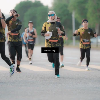 Runner Photo 6371729