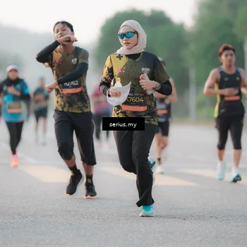 Runner Photo 6371746