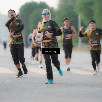 Runner Photo 6371747