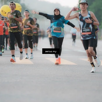 Runner Photo 6371799