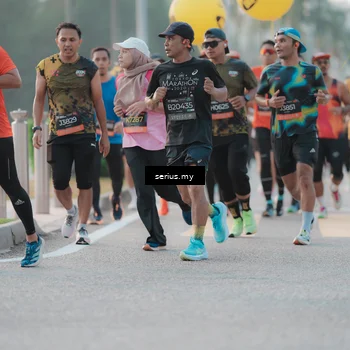 Runner Photo 6371851