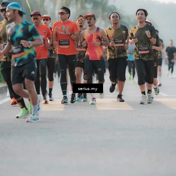 Runner Photo 6371865