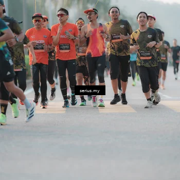 Runner Photo 6371874