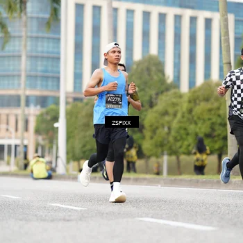 Runner Photo 6371880