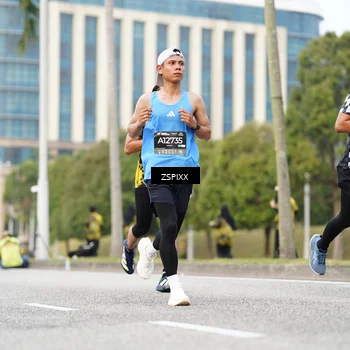 Runner Photo 6371886
