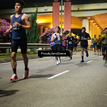 Runner Photo 6371890