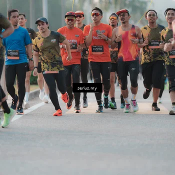 Runner Photo 6371900