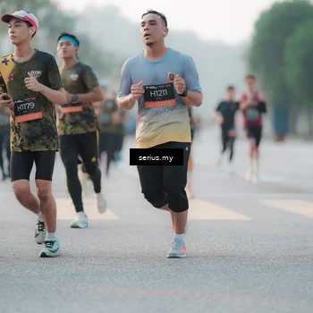 Runner Photo 6371933