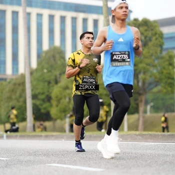 Runner Photo 6371936