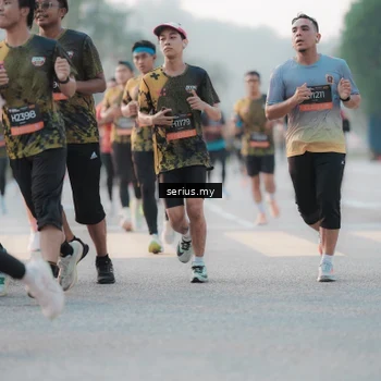 Runner Photo 6371940