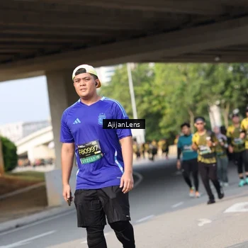 Runner Photo 6371943