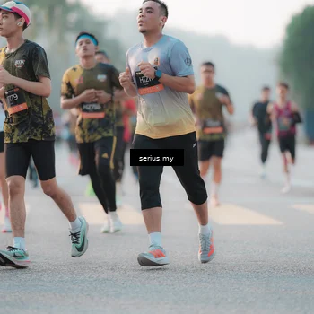 Runner Photo 6371947