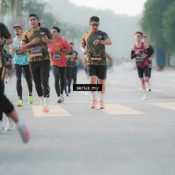 Runner Photo 6371953