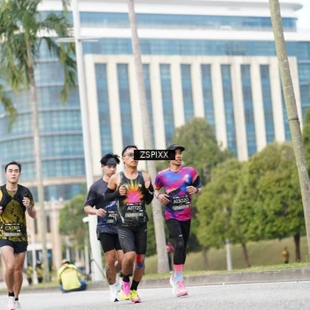 Runner Photo 6371957