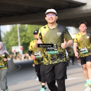 Runner Photo 6371960