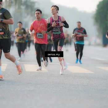 Runner Photo 6371993