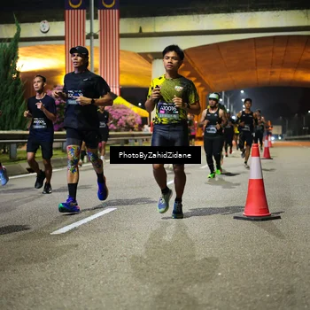 Runner Photo 6372010