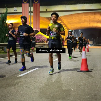 Runner Photo 6372034