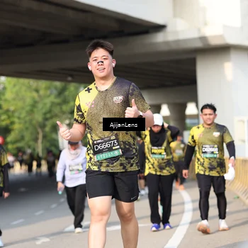 Runner Photo 6372048