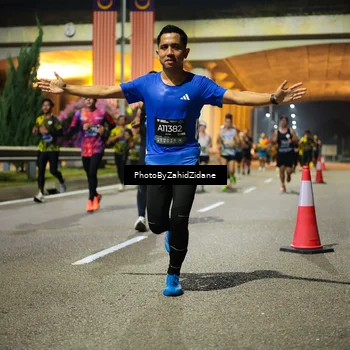 Runner Photo 6372053