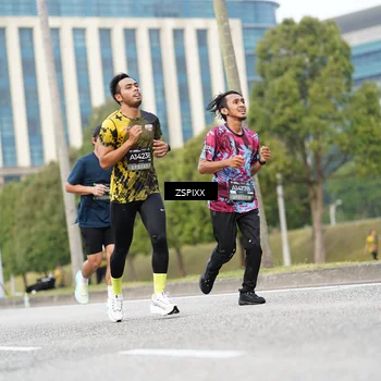 Runner Photo 6372112