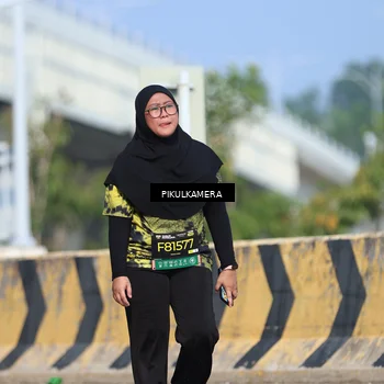 Runner Photo 6372136