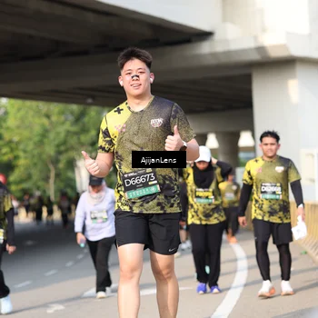 Runner Photo 6372156