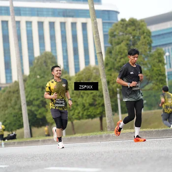 Runner Photo 6372184