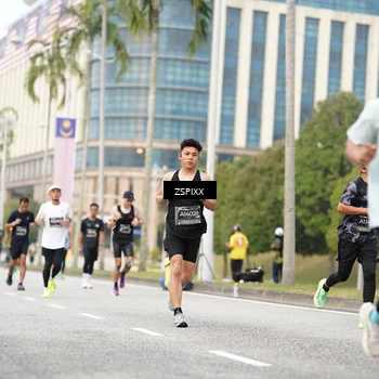 Runner Photo 6372344