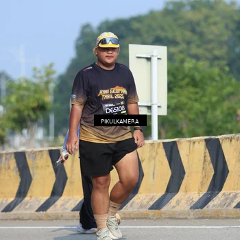Runner Photo 6372371