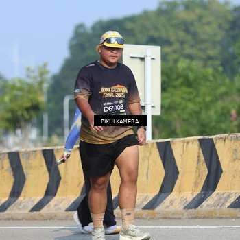 Runner Photo 6372372