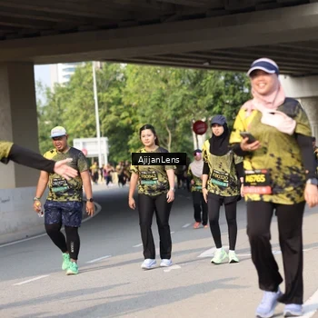 Runner Photo 6372375