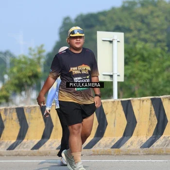 Runner Photo 6372377