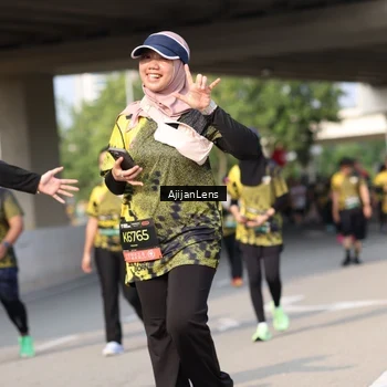 Runner Photo 6372383