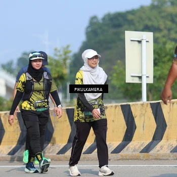 Runner Photo 6372387