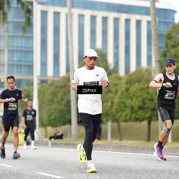 Runner Photo 6372424