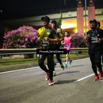 Runner Photo 6372440