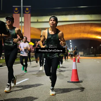 Runner Photo 6372483